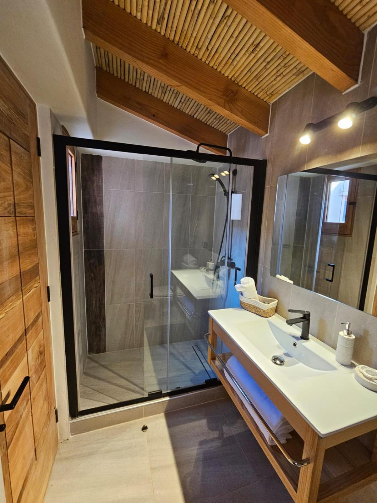 Hotel Pirwa ซานเปโดร เด อาตากามา ภายนอก รูปภาพ
