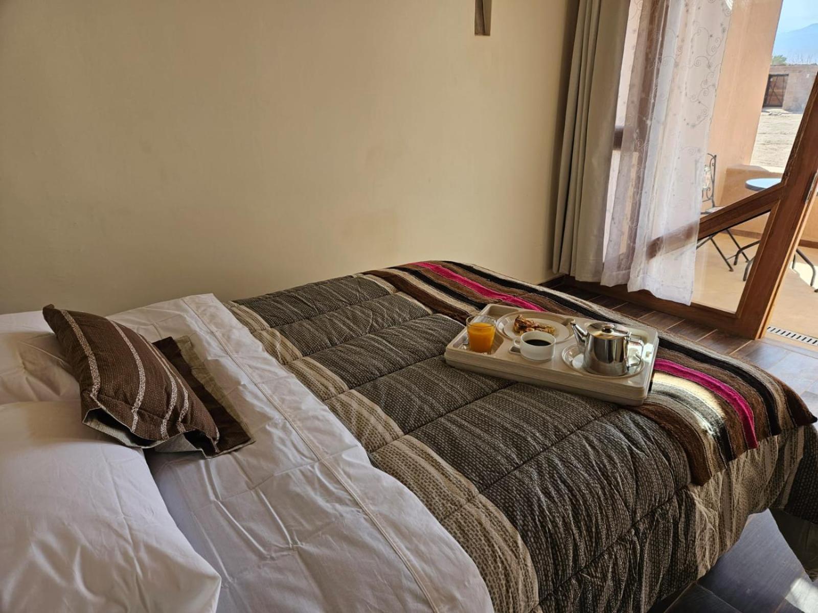 Hotel Pirwa ซานเปโดร เด อาตากามา ภายนอก รูปภาพ